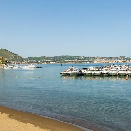 Apartamento Baia Terrace Baia (Naples)